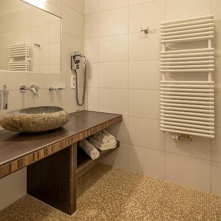 Hotel Und Restaurant Zum Deutschen Hause Lübbenau Екстериор снимка